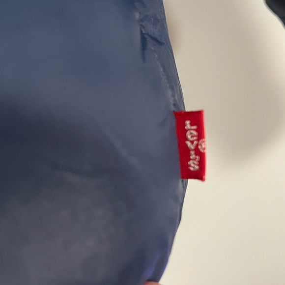 Levi's Red White Blue Boys Large Puffer Jacket - Picture 6 of 15